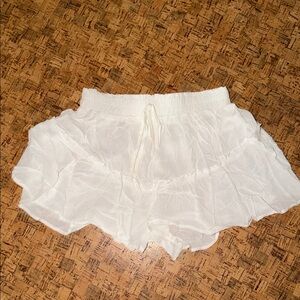 Elegant White Ruffled Mini Skirt